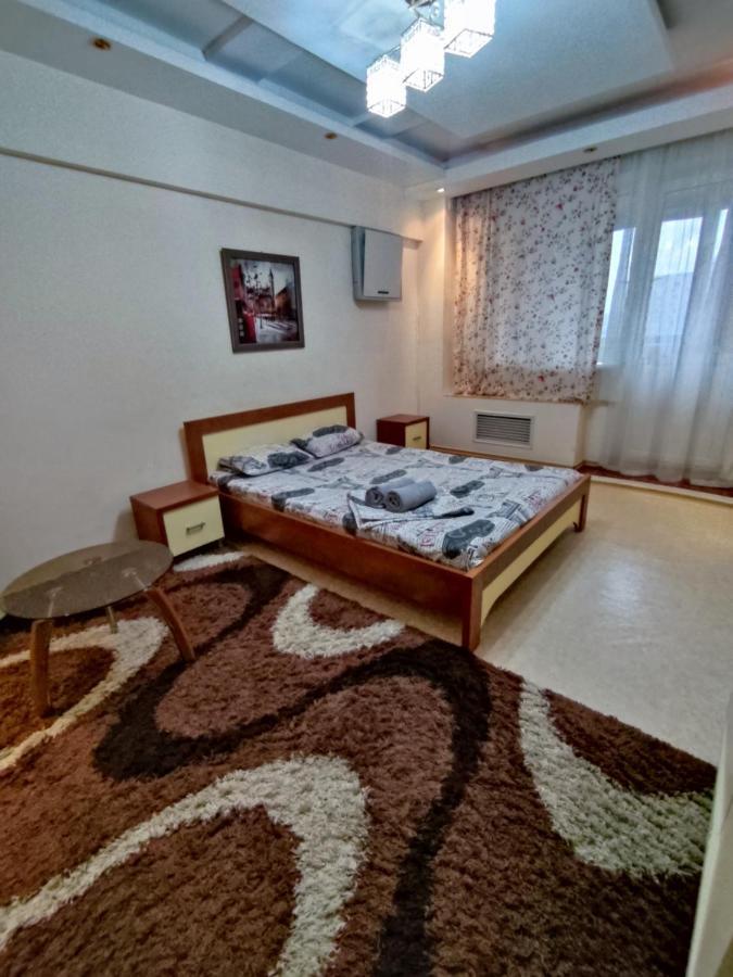 X,Ata Apartment อัลมาตี ภายนอก รูปภาพ